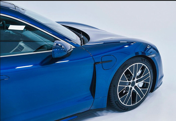 Il film blu scorrevole dell'involucro dell'automobile di Chrome tiene la pittura a partire dai graffi e dall'usura
