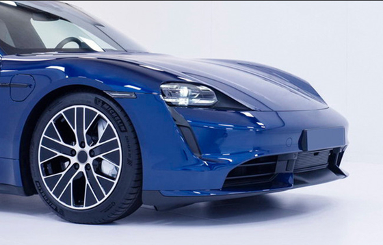 Il film blu scorrevole dell'involucro dell'automobile di Chrome tiene la pittura a partire dai graffi e dall'usura