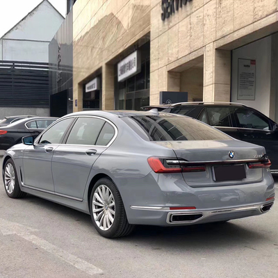 Il film di Grey Chrome Car Vinyl Wrap protegge la pittura dallo sbiadire i graffi ed i chip