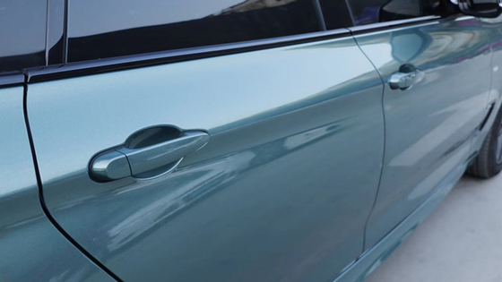 Acciaio di titanio Grey Car Wrap Film di Swipeable della bolla di lucentezza dell'automobile dell'involucro libero del vinile