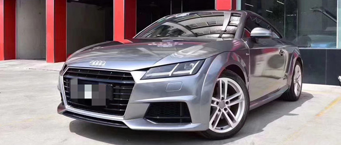Lucentezza attivata calore d'acciaio di titanio Grey Vinyl Wrap metallico di Grey Gloss Car Vinyl Wrap