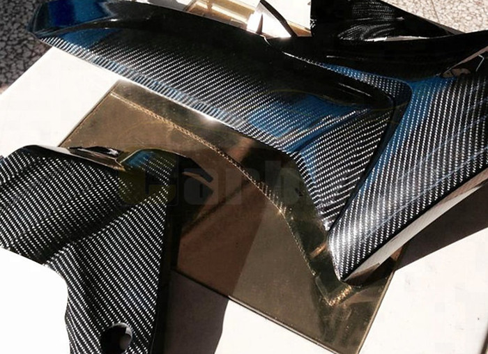 Rilascio nero esteriore interno dell'aria del rotolo dell'involucro del vinile dell'automobile della fibra del carbonio 6D